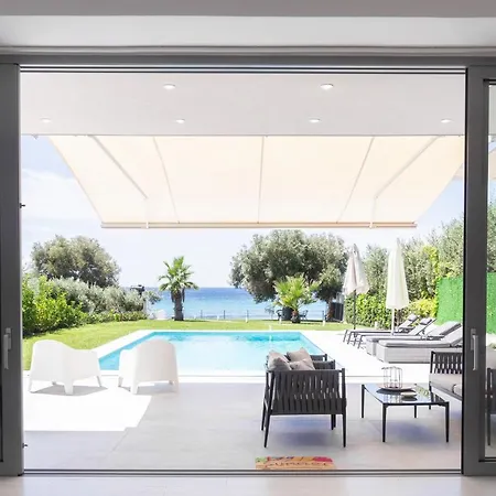 فيلة White Paradise نيا سكيوني