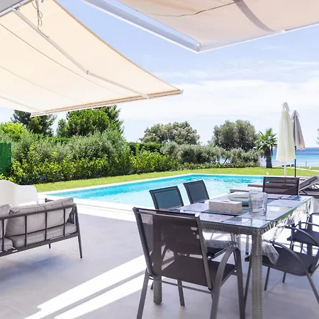 فيلة White Paradise نيا سكيوني