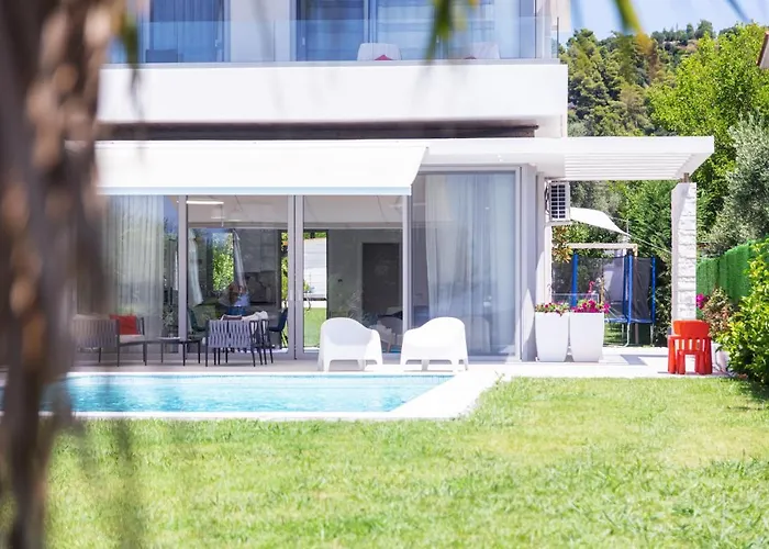 White Paradise