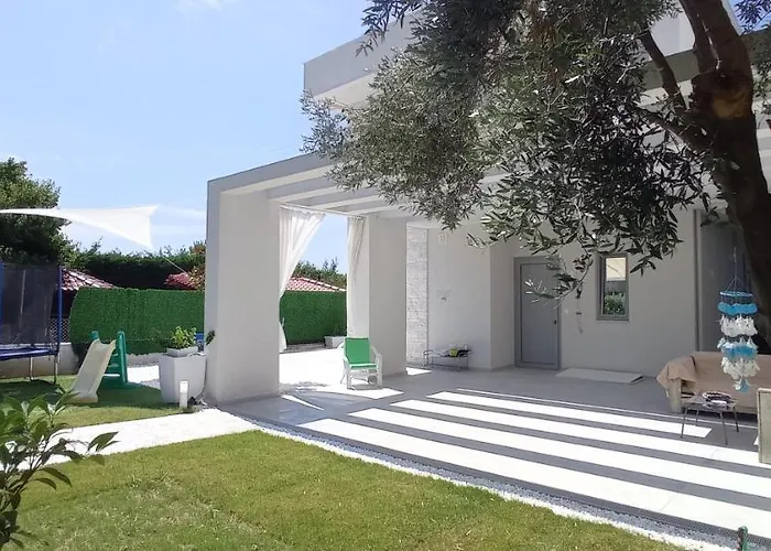 White Paradise