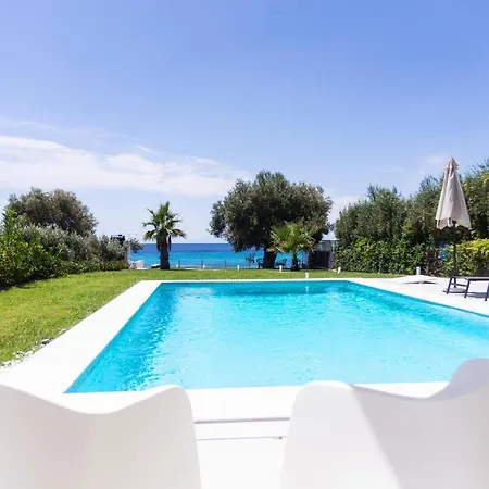 White Paradise * Неа-Скиони