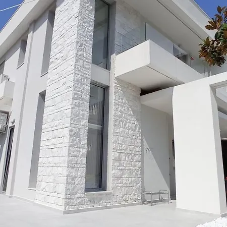 Вилла White Paradise *