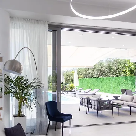 Вилла White Paradise