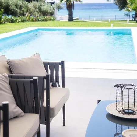 White Paradise Вилла Неа-Скиони