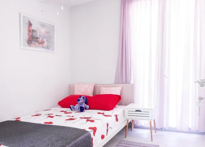 White Paradise * 네아 스키오니