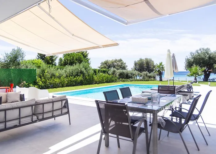 빌라 White Paradise 네아 스키오니