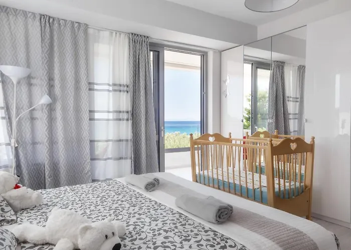 White Paradise * 네아 스키오니