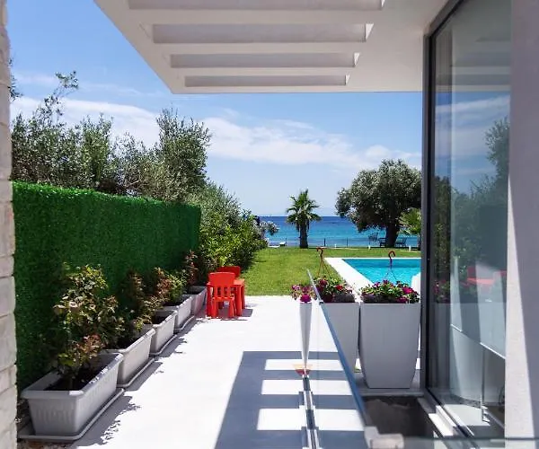 White Paradise 빌라